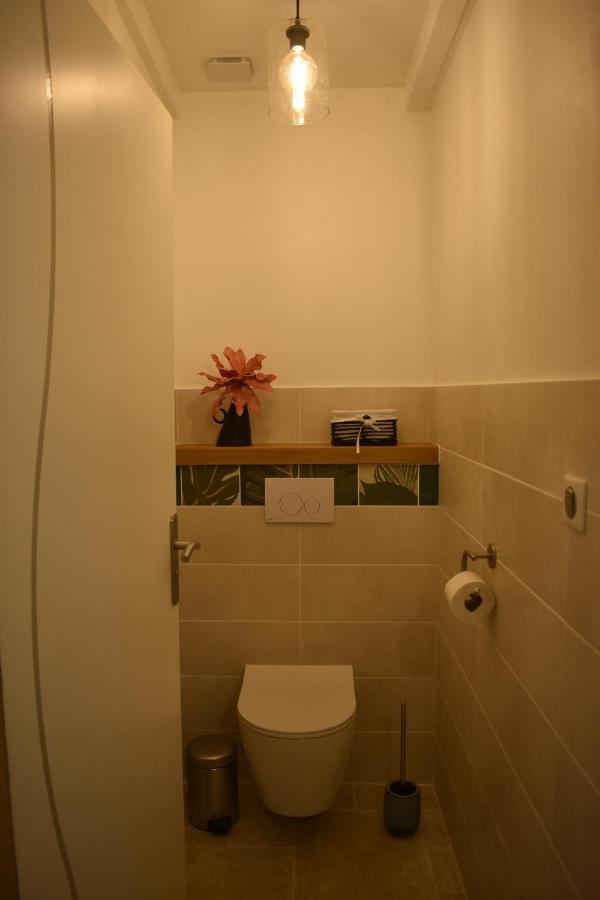 Chambre Au Calme Avec Spa Privatif Gratuit Sud Aveyron Les Palmiers Des Causses Saint-Rome-de-Tarn Ngoại thất bức ảnh